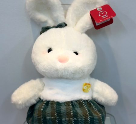 peluche-conejita-blanca-falda-cuadros-verdes-mono-orejas-largas-floreria-katia-tapachula
